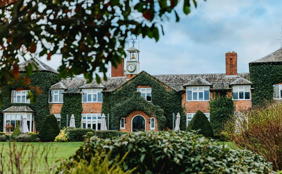 Amyandadam 0234 Websize Sky Edit2