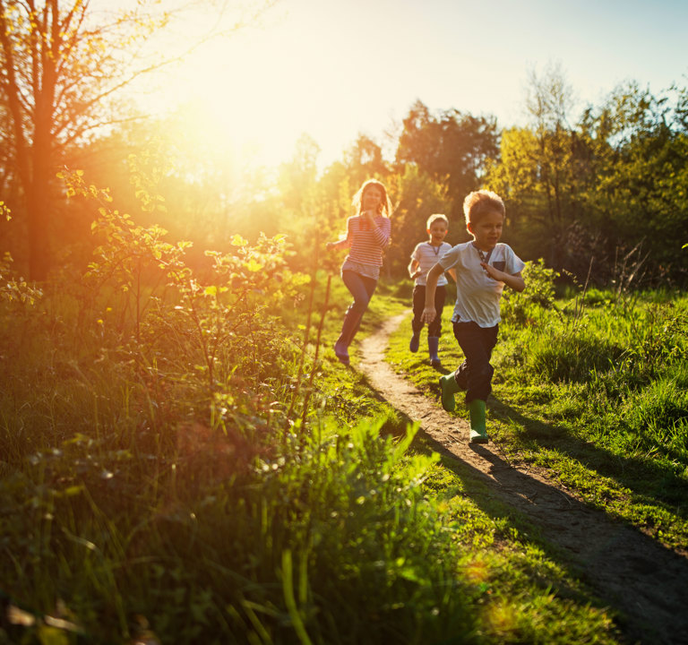 Family Traveller Istock 609439172 Small