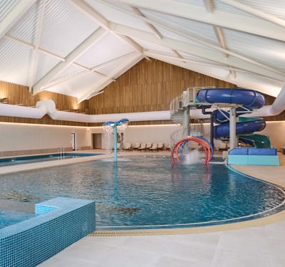 The Club - Pool & Family Flume (inc Whirlpool)