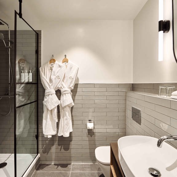20251021 Belfry BH Bathroom 0593